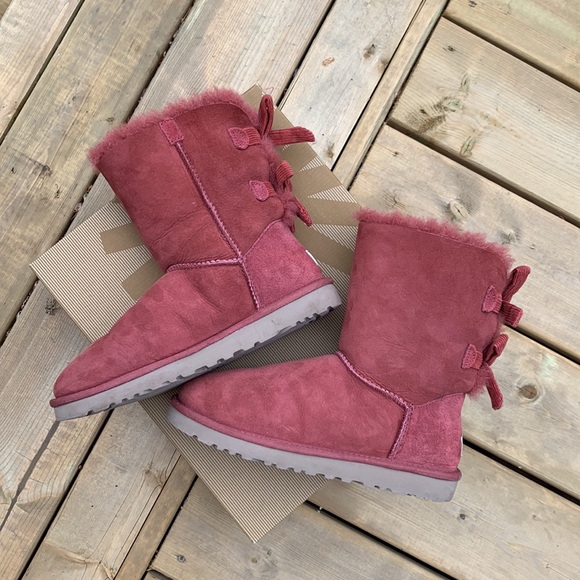 🎉💖HP🥰💕Super warm & beautiful UGG boots, light burgundy Corduroy Bailey bows - Picture 3 of 17